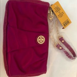 NWT Tory Burch Silk Madelyn Wristlet - Fuschia